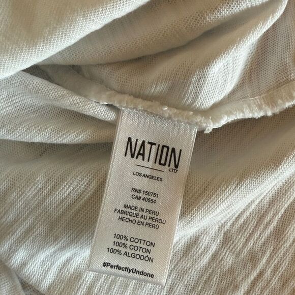 Nation Ltd White V-Neck Puff Sleeve mixed media Top size small - Picture 4 of 7
